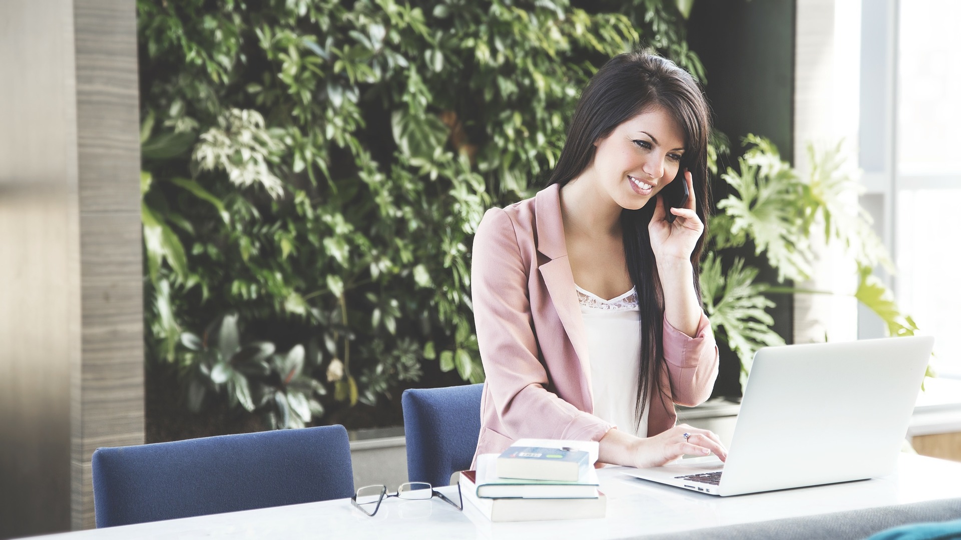 Why it’s Important to Keep Your Support Staff Happy